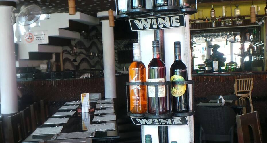 Mike's Place, Goa 4